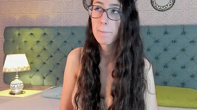 GirafMusic online show from February 2026 01:47:01 PM