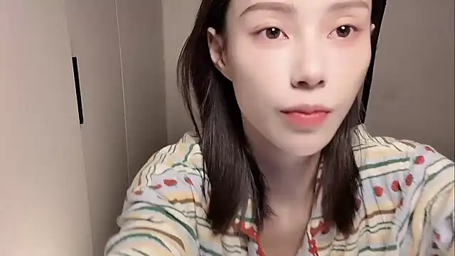 yuyu-33 online show from November 2025 12:41:02 PM