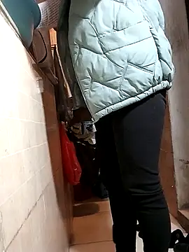 Drizzle-Rian online show from January 2026 01:05:02 PM