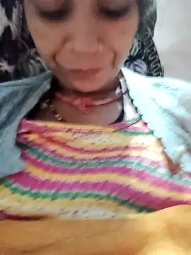 Snapshot of Sangita_g chatting on November 2025 01:59:02 PM Sangita g online show from November 2025 01:59:02 PM