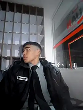 Snapshot of sweet_dirty_boy chatting on November 2025 07:30:02 AM sweet dirty boy online show from November 2025 07:30:02 AM