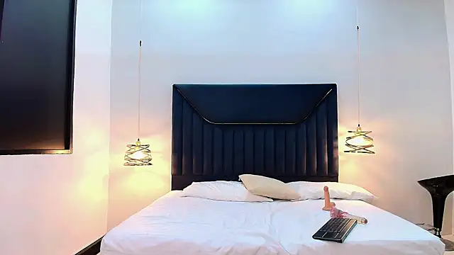 CamilaVoit online show from January 2026 05:27:02 PM