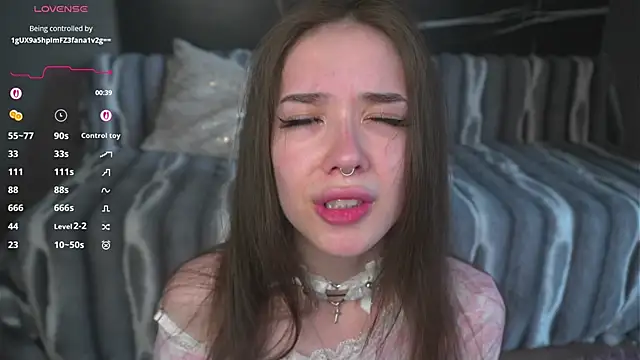 Snapshot of tinyanie chatting on May 2026 03:18:01 PM tinyanie online show from May 2026 03:18:01 PM