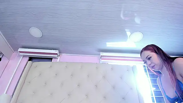 scarlett leblanc  online show from February 2026 12:39:02 PM