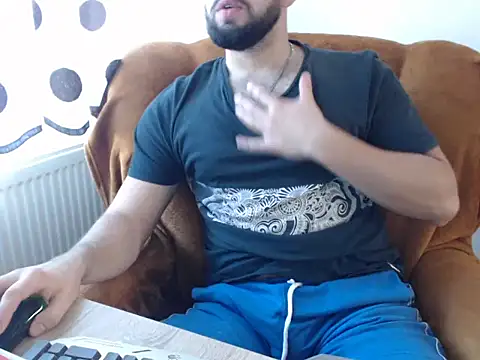 strongcoffee10 online show from November 2025 11:43:02 AM