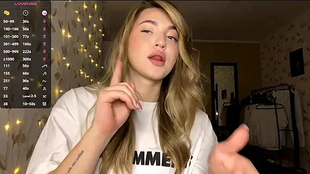 OrethaEredia online show from December 2025 06:04:02 PM