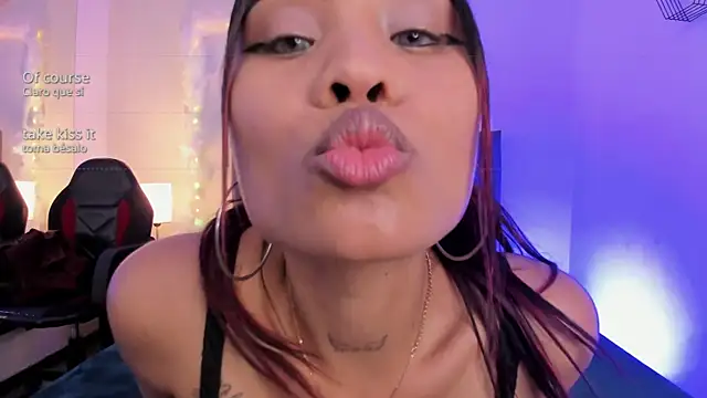 Lucerop  online show from January 2026 03:42:02 AM