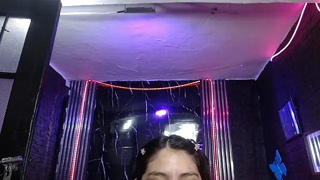 Snapshot of lehia_285 chatting on May 2026 01:18:01 PM lehia 285 online show from May 2026 01:18:01 PM