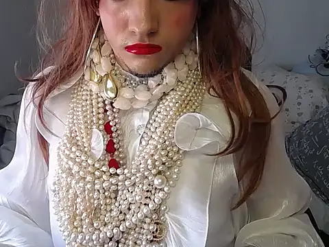 VanesaCrossic online show from November 2025 08:46:01 AM