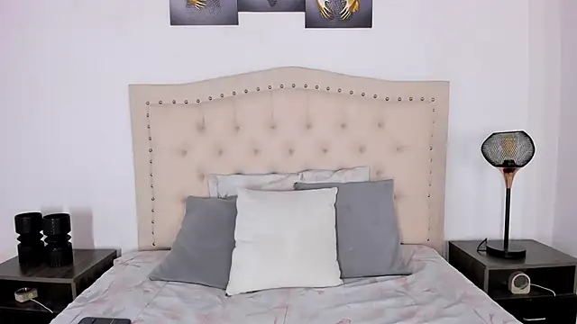 Snapshot of bustyluciana_____ chatting on March 2026 08:15:02 PM bustyluciana online show from March 2026 08:15:02 PM