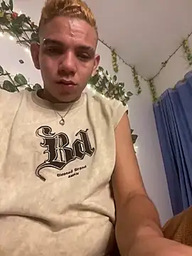 Dylams maja online show from December 2025 08:52:02 AM