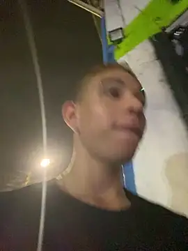 Dylams maja online show from December 2025 03:02:01 AM