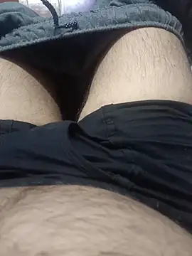 bearslove143 online show from December 2025 04:28:02 AM