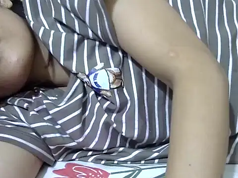 maira 33 online show from March 2026 04:25:01 PM