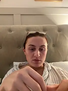 EmLovesxx online show from November 2025 09:31:01 PM