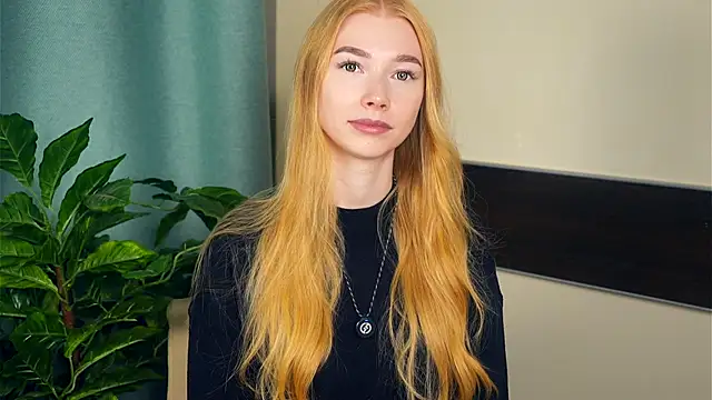 Snapshot of TariHedrix chatting on November 2025 07:54:01 AM TariHedrix online show from November 2025 07:54:01 AM