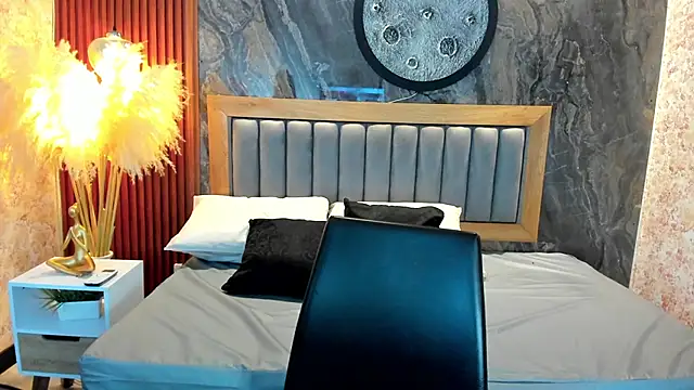 Valery Shadey online show from November 2025 07:38:01 PM