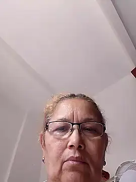 Cessi50 online show from November 2025 07:25:01 PM