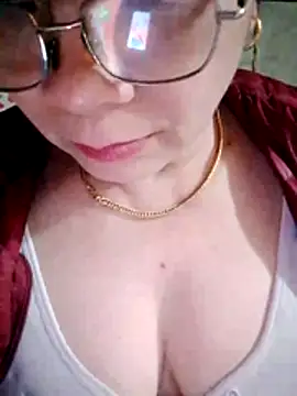 Snapshot of small-house123 chatting on February 2026 01:10:02 AM small-house123 online show from February 2026 01:10:02 AM