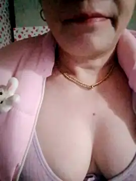 Snapshot of small-house123 chatting on February 2026 02:06:02 AM small-house123 online show from February 2026 02:06:02 AM