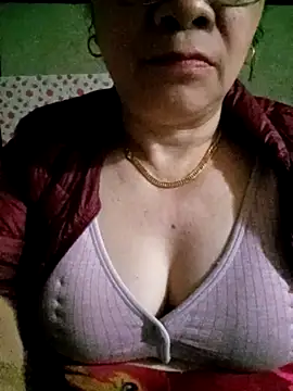 Snapshot of small-house123 chatting on February 2026 02:24:02 PM small-house123 online show from February 2026 02:24:02 PM