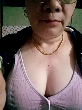 Snapshot of small-house123 chatting on February 2026 05:19:01 PM small-house123 online show from February 2026 05:19:01 PM