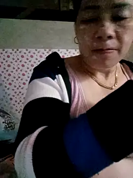 Snapshot of small-house123 chatting on February 2026 11:01:02 PM small-house123 online show from February 2026 11:01:02 PM