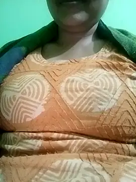 Snapshot of Tina_250 chatting on January 2026 07:39:01 PM Tina 250 online show from January 2026 07:39:01 PM