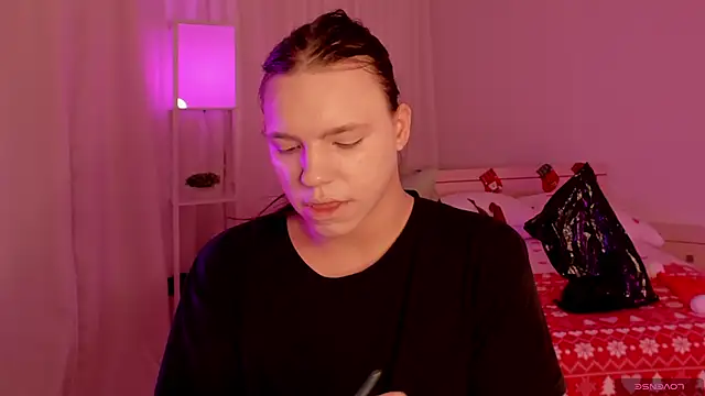 MadisonMongomeri online show from January 2026 01:54:02 AM