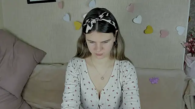 Zorianaa online show from February 2026 09:27:01 PM