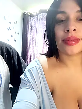 Snapshot of AngelsCouple- chatting on November 2025 05:01:02 PM AngelsCouple- online show from November 2025 05:01:02 PM