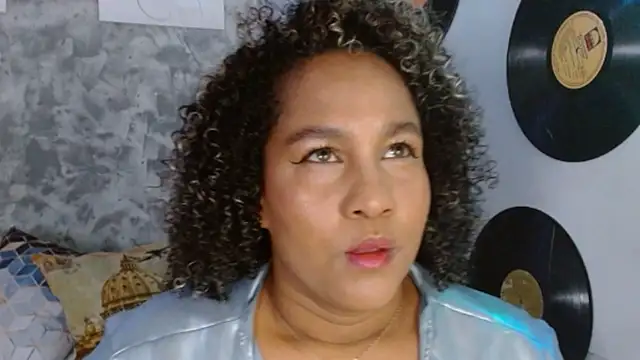 Ambar foxy online show from November 2025 07:59:01 PM