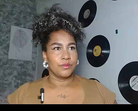 Ambar foxy online show from November 2025 08:05:01 PM