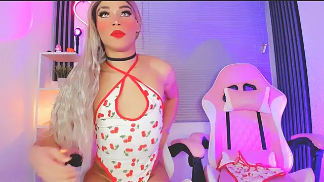 HallieAnnie online show from November 2025 02:12:02 AM