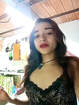 Snapshot of Skarlteth_taylor chatting on November 2025 03:45:01 PM Skarlteth taylor online show from November 2025 03:45:01 PM