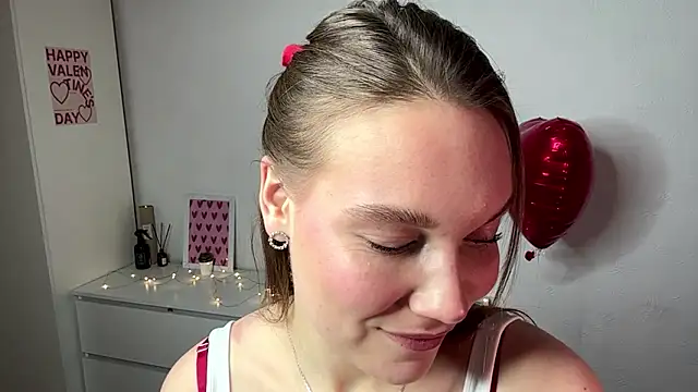 Snapshot of Kalli_ly chatting on February 2026 02:32:01 PM Kalli ly online show from February 2026 02:32:01 PM