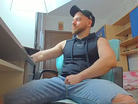 Ryanstone  online show from February 2026 06:44:01 AM