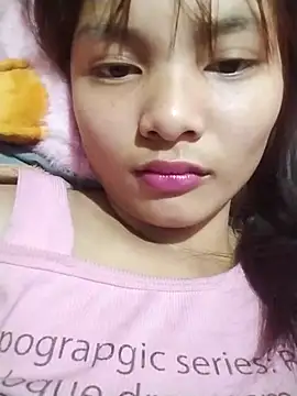 Snapshot of Ye_n chatting on November 2025 02:45:02 AM Ye n online show from November 2025 02:45:02 AM