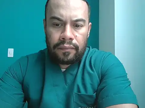 Snapshot of Ramses_36 chatting on February 2026 04:00:02 PM Ramses 36 online show from February 2026 04:00:02 PM