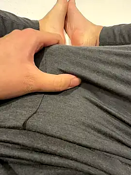 Snapshot of yyyyjdjdjjdj chatting on November 2025 06:19:02 PM yyyyjdjdjjdj online show from November 2025 06:19:02 PM