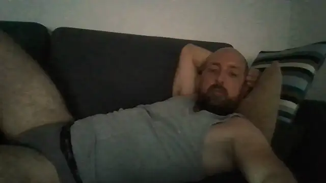 Snapshot of luca_beech88 chatting on June 2026 06:05:02 PM luca beech88 online show from June 2026 06:05:02 PM