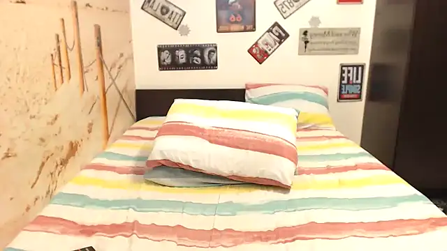 SugarDiamonds online show from March 2025 04:56:02 PM