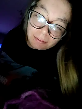 Baby Myla online show from November 2025 07:56:02 PM