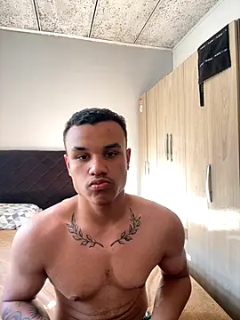 Snapshot of Manufring chatting on November 2025 07:37:01 PM Manufring online show from November 2025 07:37:01 PM