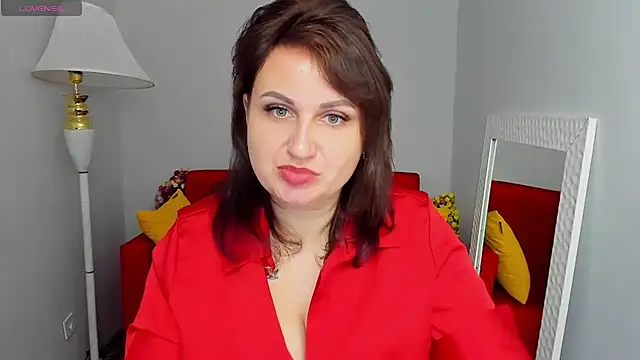 Snapshot of Helen_Rossi chatting on November 2025 06:41:02 AM Helen Rossi online show from November 2025 06:41:02 AM