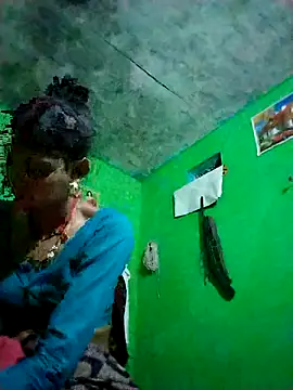 Snapshot of Jooli_cuty chatting on June 2026 04:23:01 PM Jooli cuty online show from June 2026 04:23:01 PM