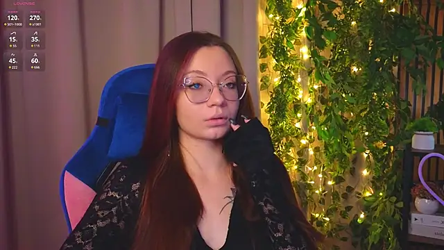 Snapshot of SaraNunez chatting on January 2026 09:50:02 PM SaraNunez online show from January 2026 09:50:02 PM