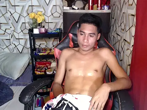 Snapshot of mrsexyteens chatting on November 2025 01:45:01 PM mrsexyteens online show from November 2025 01:45:01 PM