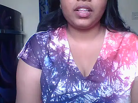Snapshot of Mathi_cam chatting on January 2026 05:20:01 AM Mathi cam online show from January 2026 05:20:01 AM