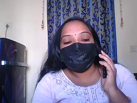 Snapshot of Mathi_cam chatting on February 2026 04:39:01 AM Mathi cam online show from February 2026 04:39:01 AM